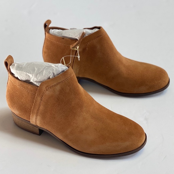 NEW Toms Deia Caramel Brown Suede Zip Bootie - Picture 2 of 7